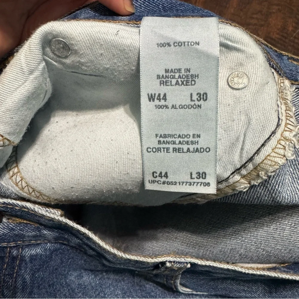 LEVI’s Signature Classic Blue Jeans Relaxed Fit 44x30